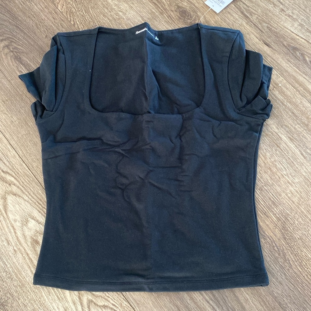 Abercrombie & Fitch Square neck Cropped Top